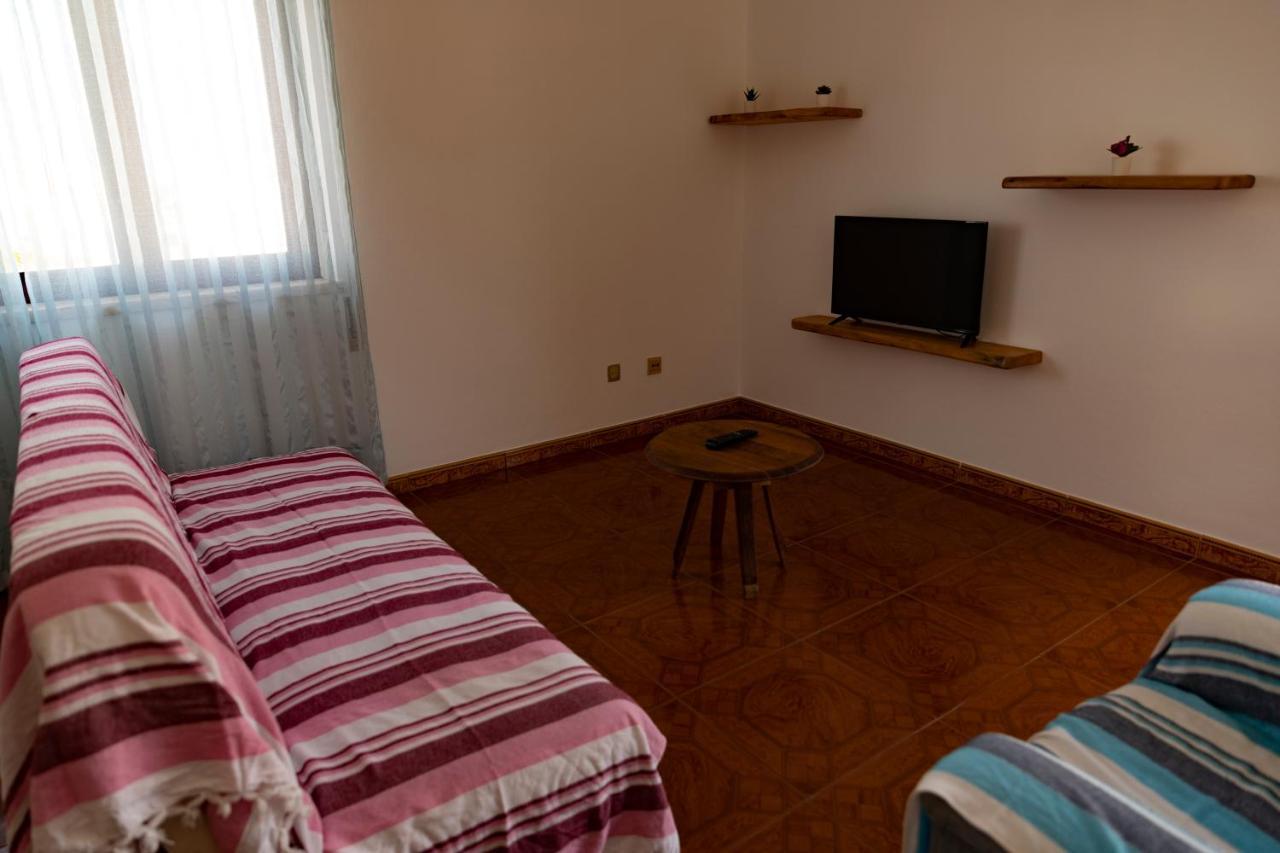 Apartamento Rosa Порту Кову Екстериор снимка